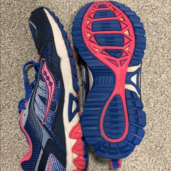 Saucony girls tennis shoes - Picture 3 of 4